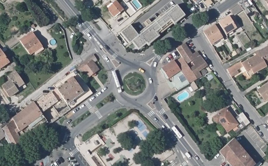 Vue aérienne du Rond-point anonyme n°7985838