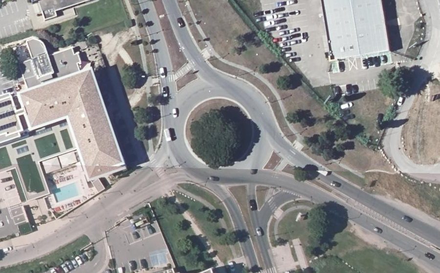 Vue aérienne du Rond-point anonyme n°7986172