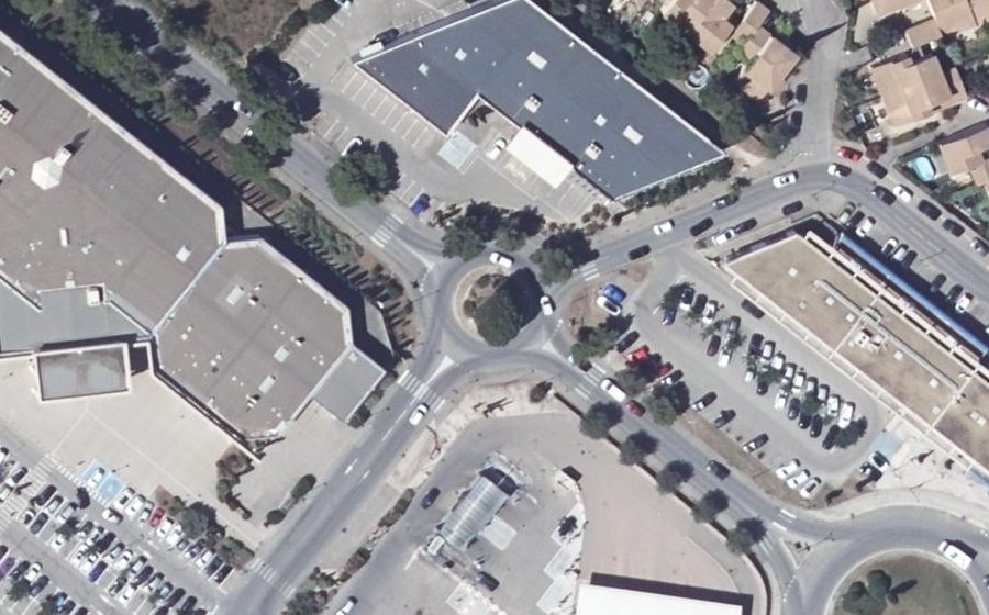 Vue aérienne du Rond-point anonyme n°7986315