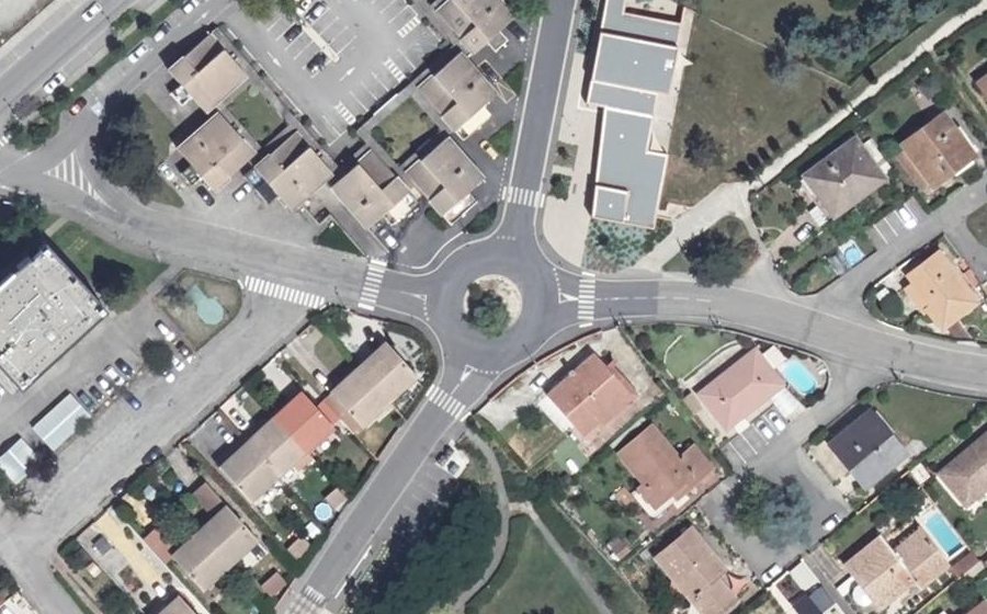 Vue aérienne du Rond-point anonyme n°7987728