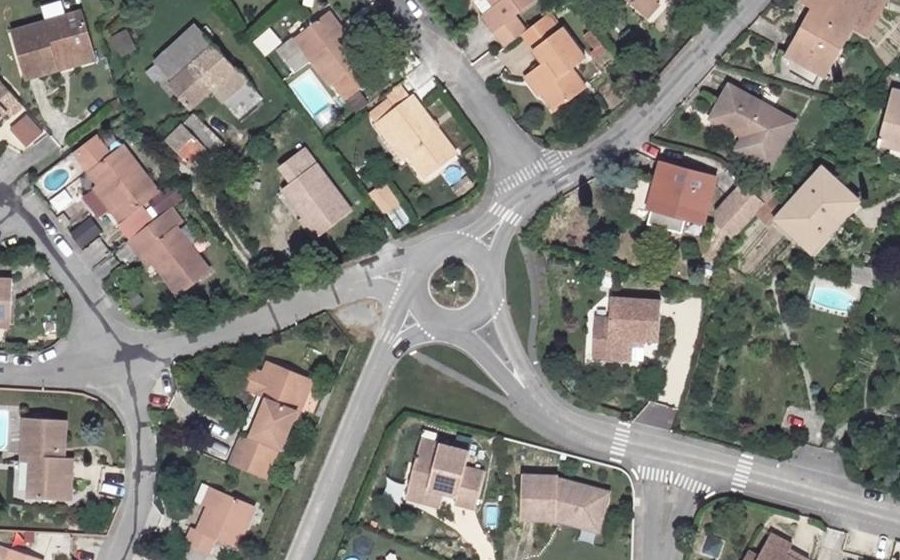 Vue aérienne du Rond-point anonyme n°7988047