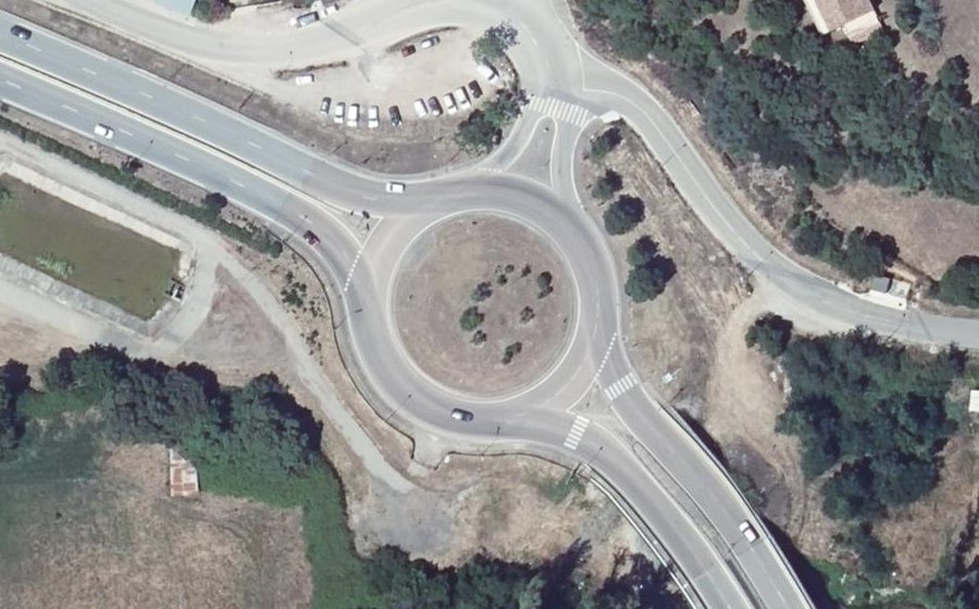 Vue aérienne du Rond-point anonyme n°7997237