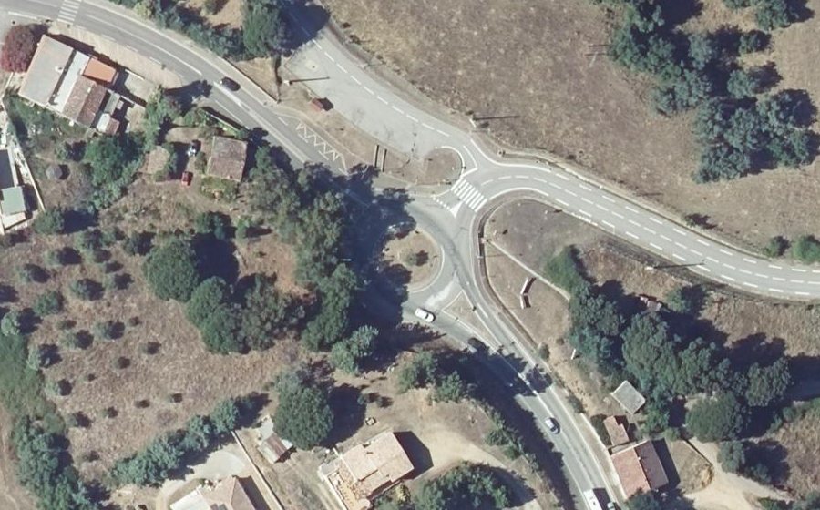 Vue aérienne du Rond-point anonyme n°7997241