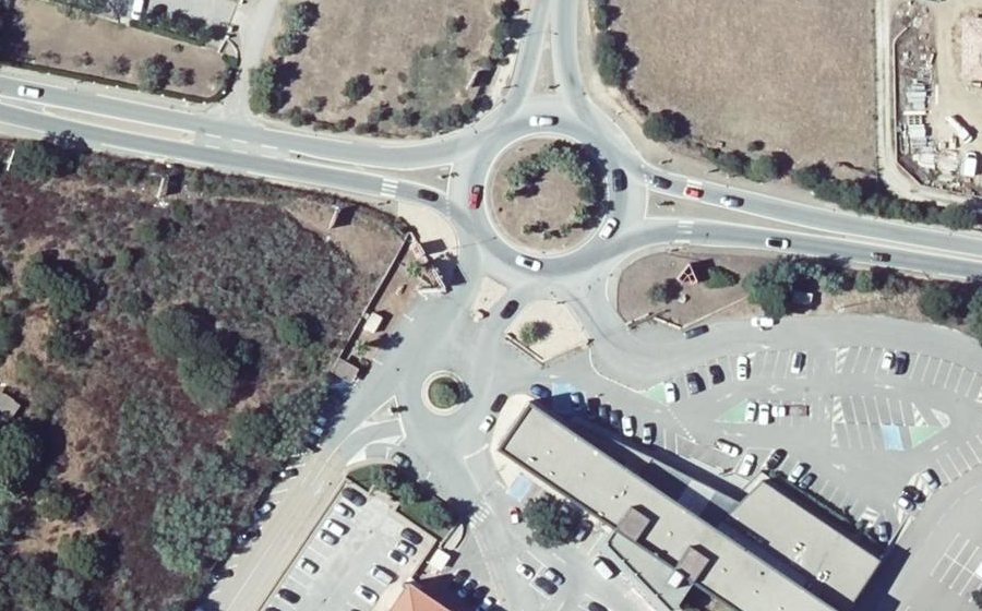 Vue aérienne du Rond-point anonyme n°7998206
