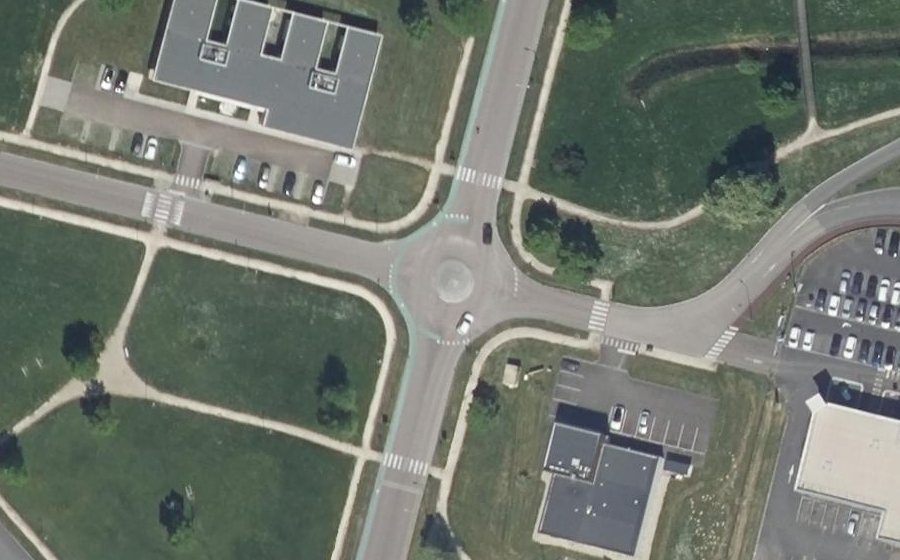 Vue aérienne du Rond-point anonyme n°800026755