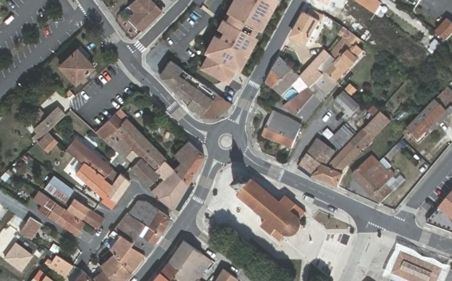 Vue aérienne du Rond-Point de l'Église