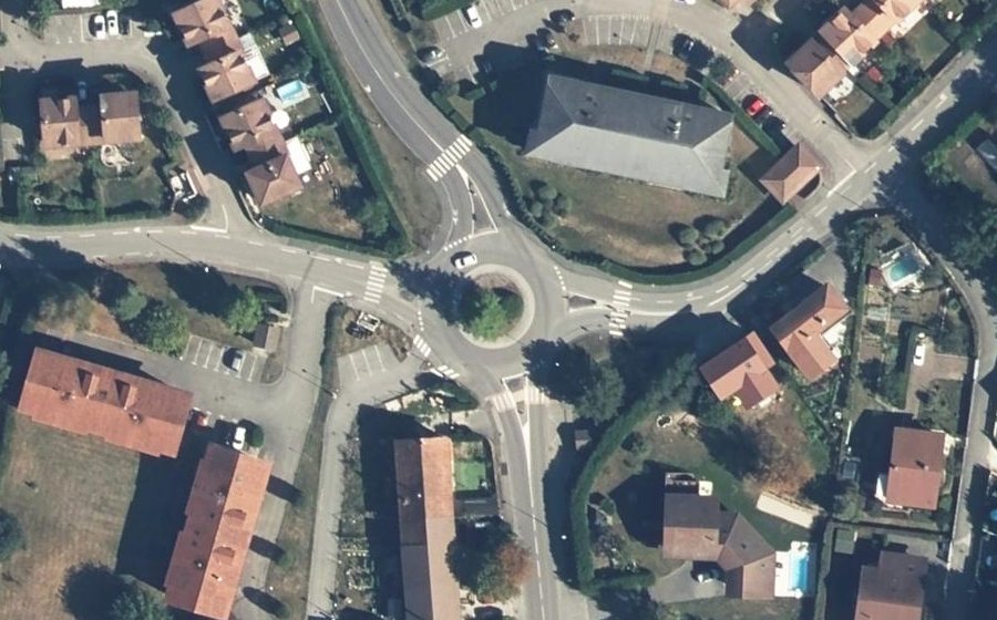 Vue aérienne du Rond-point anonyme n°8016312