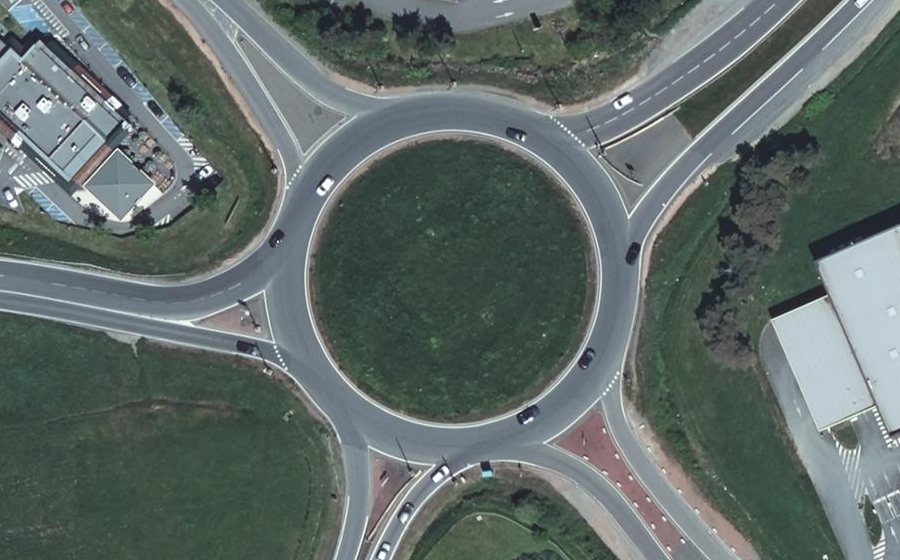 Vue aérienne du Rond-point anonyme n°8022432