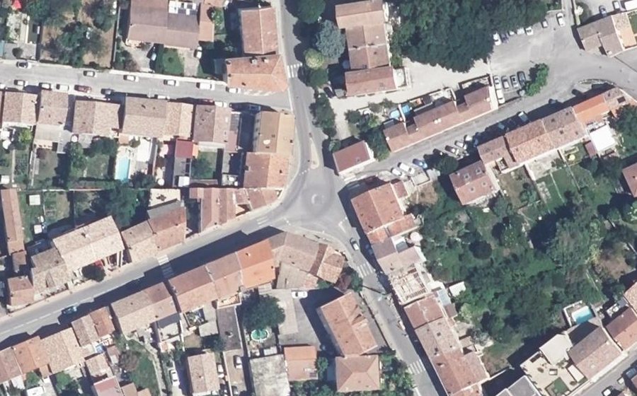 Vue aérienne du Rond-point anonyme n°8023684