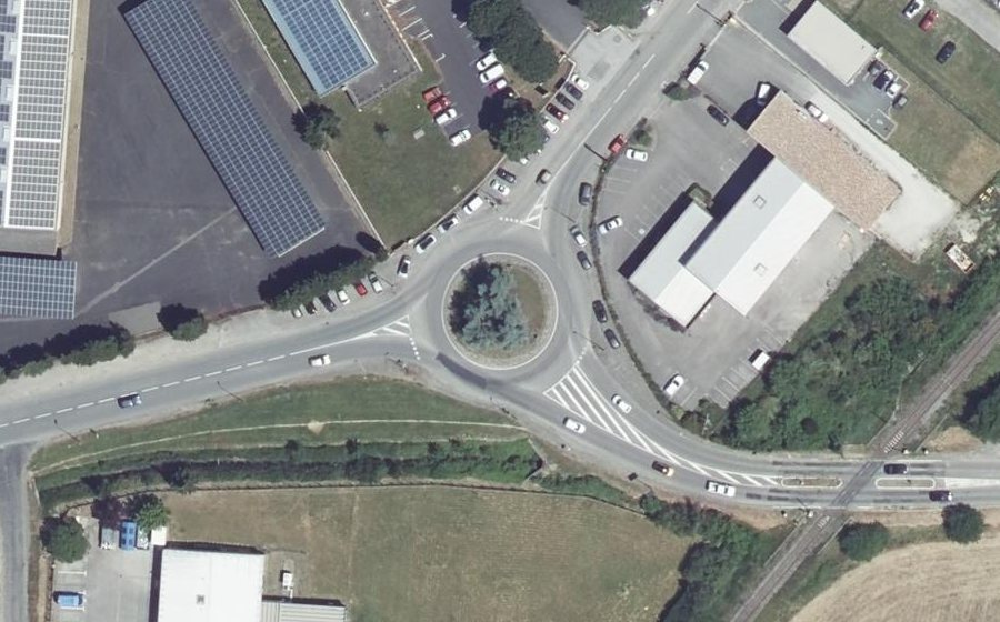 Vue aérienne du Rond-point anonyme n°8036984