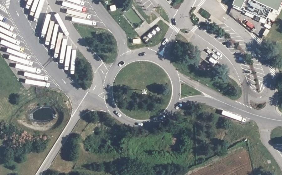 Vue aérienne du Rond-point anonyme n°8038671