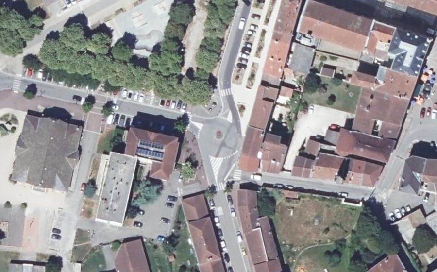 Vue aérienne du Rond-point anonyme n°8043107
