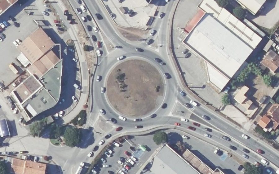 Vue aérienne du Rond-point anonyme n°8048590