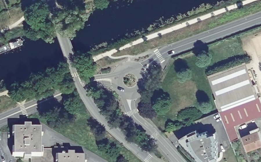 Vue aérienne du Rond-point anonyme n°8056447