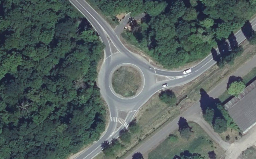 Vue aérienne du Rond-point anonyme n°8056450