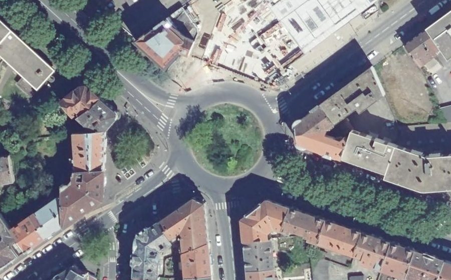 Vue aérienne du Rond-point anonyme n°8056468