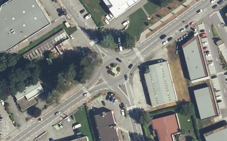 Vue aérienne du Rond-point anonyme n°8063365