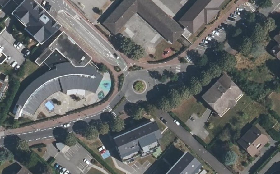 Vue aérienne du Rond-point anonyme n°8066969