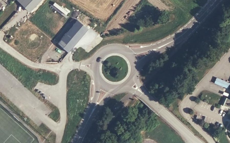 Vue aérienne du Rond-point anonyme n°8073435