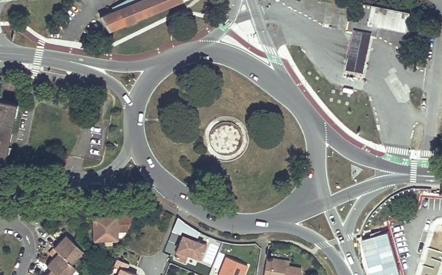 Vue aérienne du Rond-Point de la Fontaine Lumineuse