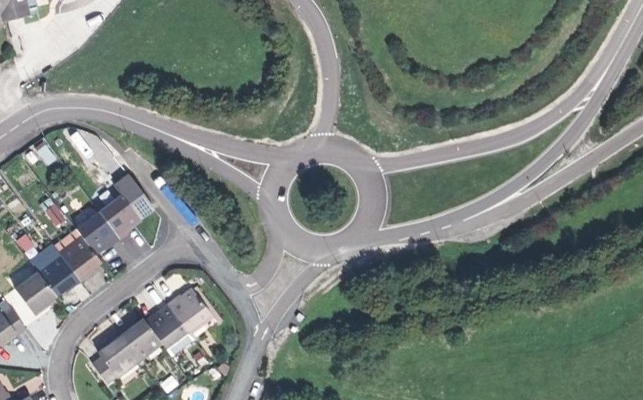 Vue aérienne du Rond-point anonyme n°80914003