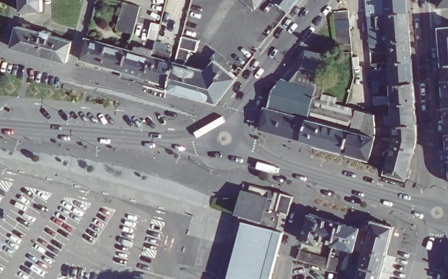 Vue aérienne du Rond-point anonyme n°809489483