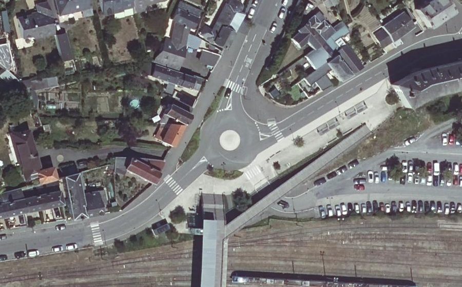Vue aérienne du Rond-point anonyme n°8100342