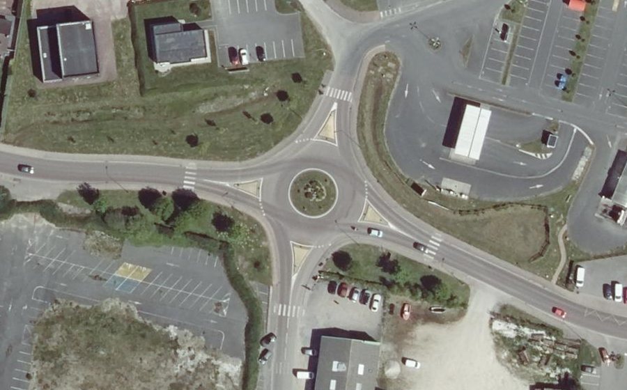 Vue aérienne du Rond-Point du 21 Juin 1944