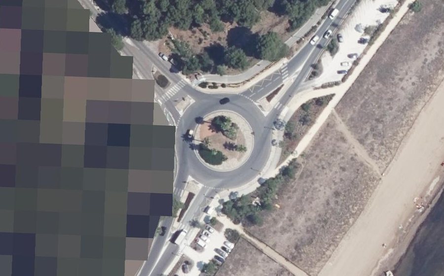 Vue aérienne du Rond-point anonyme n°82202045