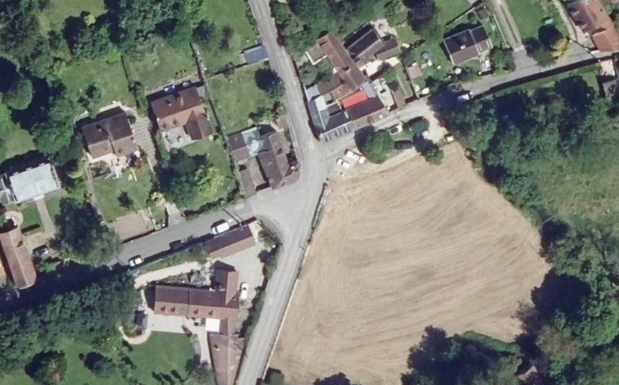 Vue aérienne du Rond-point anonyme n°823505515