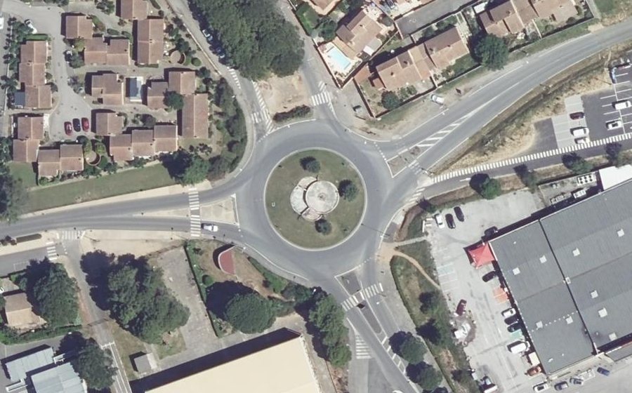 Vue aérienne du Rond-Point Flandres-Dunkerque