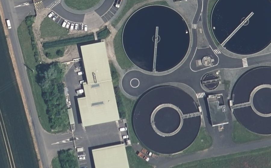 Vue aérienne du Rond-point anonyme n°839401733