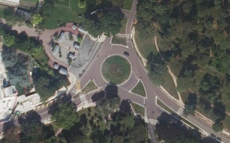Vue aérienne du Rond-point anonyme n°8416278
