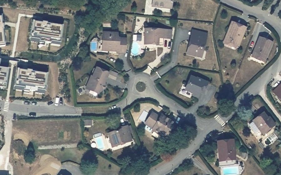 Vue aérienne du Rond-point anonyme n°843046622
