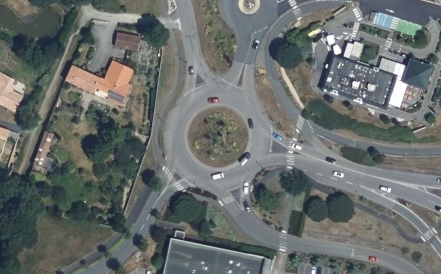 Vue aérienne du Rond-Point Elisabeth Camus-Berlin