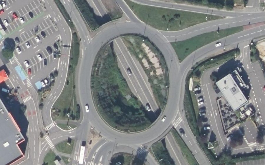 Vue aérienne du Rond-Point de l'Auge de Pierre
