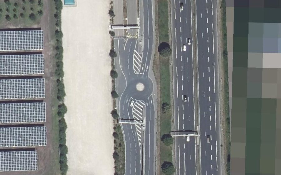Vue aérienne du Rond-point anonyme n°849712910