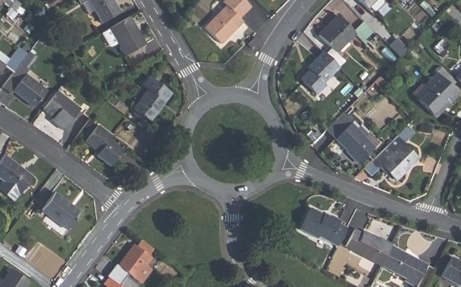 Vue aérienne du Rond-Point de la Croix du Camp