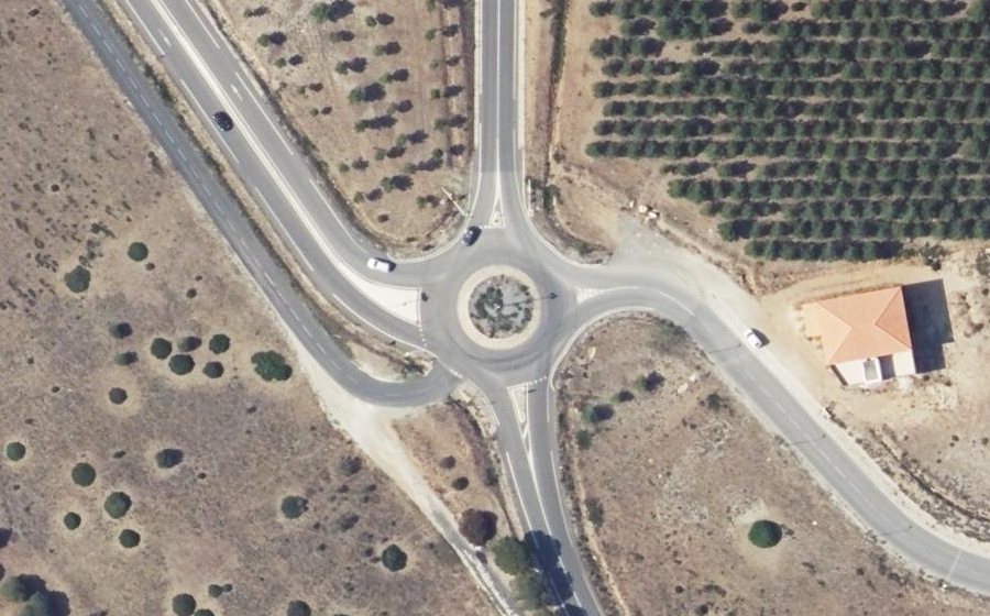 Vue aérienne du Rond-point anonyme n°85259151