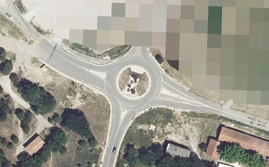 Vue aérienne du Rond-point anonyme n°854233799