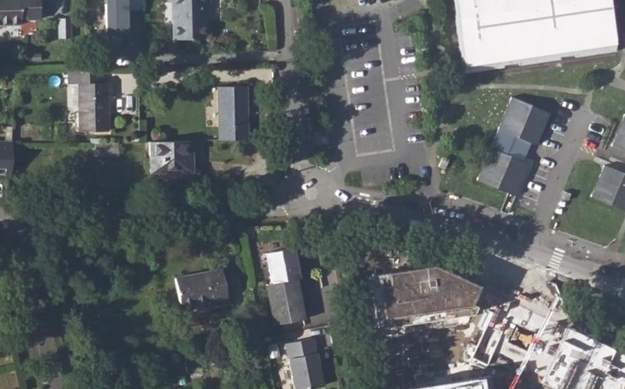 Vue aérienne du Rond-point anonyme n°856845496