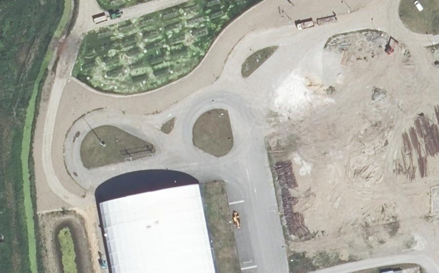 Vue aérienne du Rond-point anonyme n°857174039