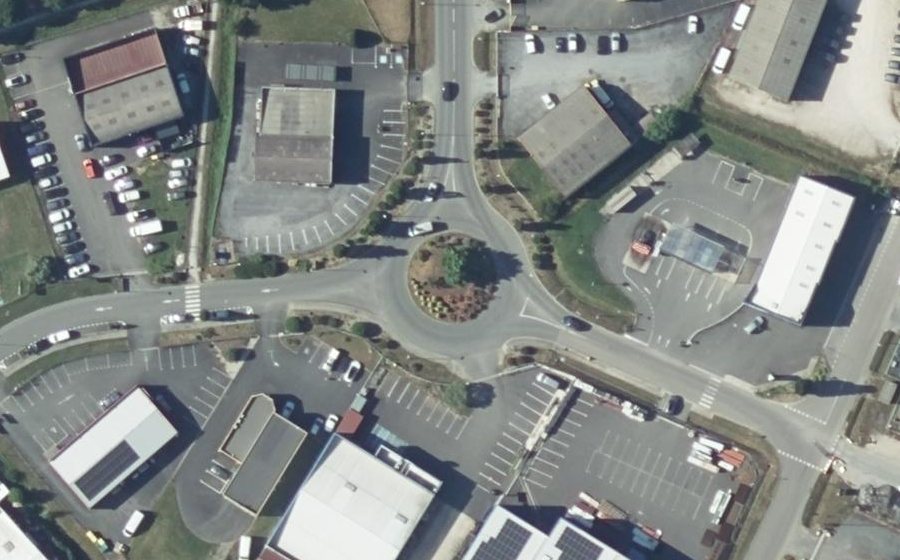 Vue aérienne du Avenue des Frères Lumière