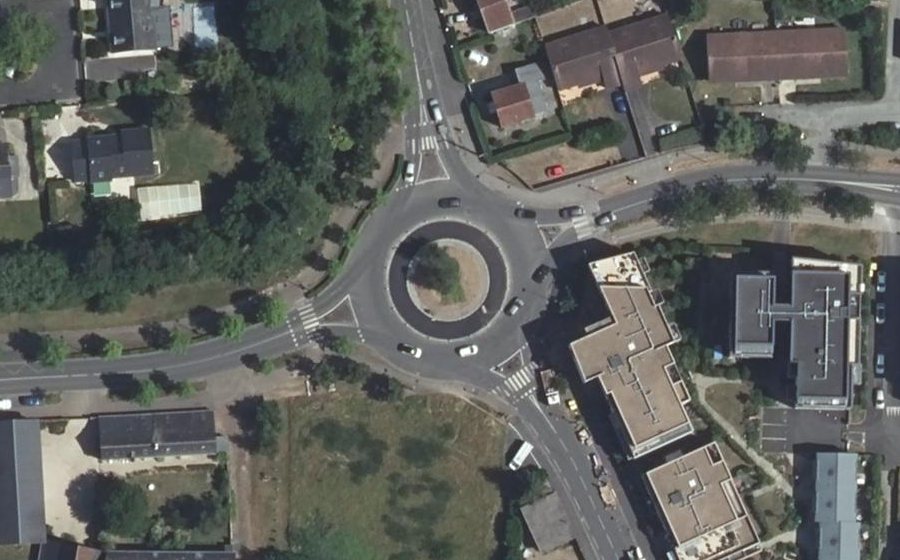 Vue aérienne du Rond-Point Pierre Leveel