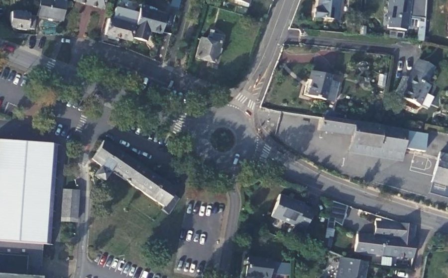 Vue aérienne du Rond-point anonyme n°8586347