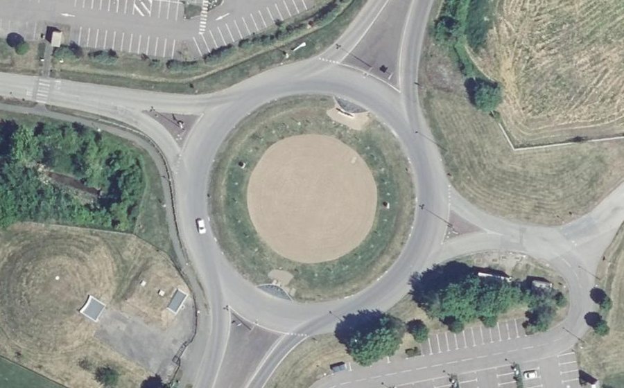Vue aérienne du Rond-point anonyme n°8590031