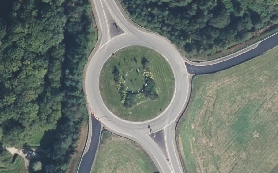 Vue aérienne du Rond-point anonyme n°8590609