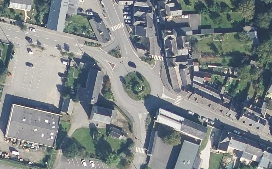 Vue aérienne du Rond-point anonyme n°8590621