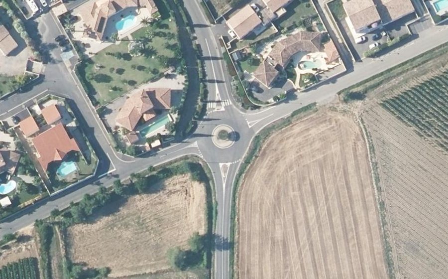Vue aérienne du Rond-Point Route d'Espondeilhan