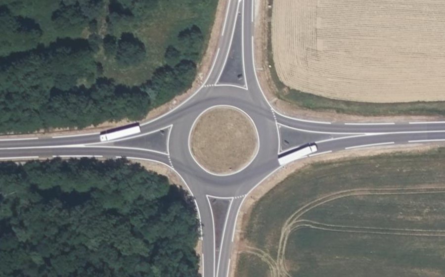 Vue aérienne du Rond-point anonyme n°87013225